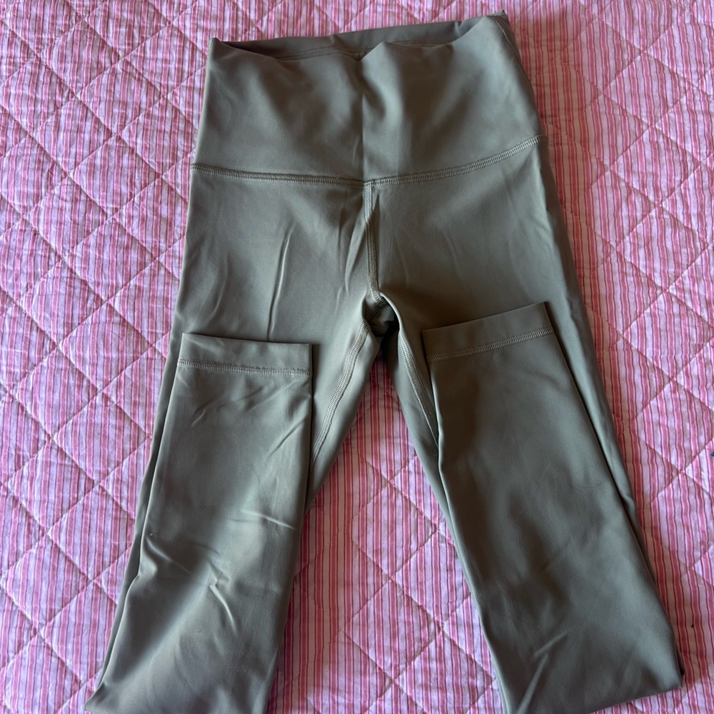 Lululemon Wunder Train Willow Green